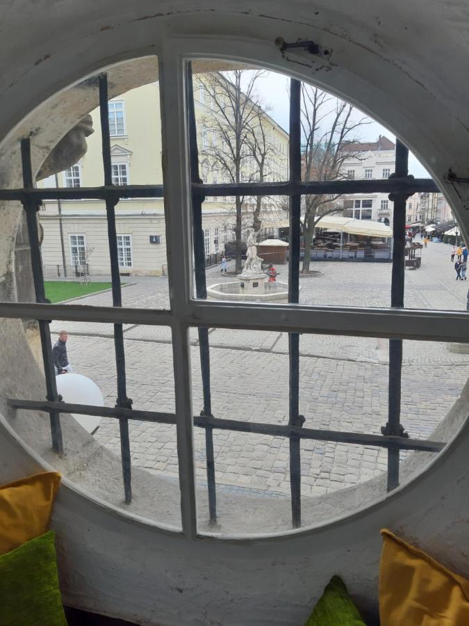 Artrooms -Round Windows Rynok Sq Lviv Exteriör bild