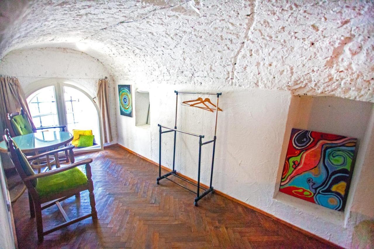 Artrooms -Round Windows Rynok Sq Lviv Exteriör bild